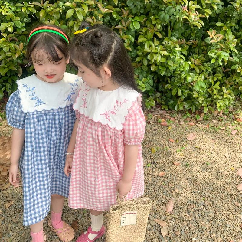 

Girl’s cute embroidered navy collar plaid dress 2022 summer new South Korean children’s Princess Dress