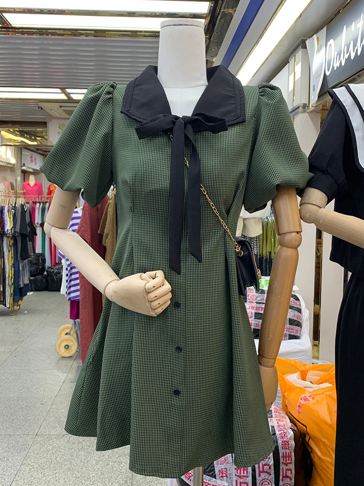 

Vintage Hong Kong Style celebrity in summer 2022, dongdamen, South Korea temperament, bubble sleeve, lattice bandage, slim dress