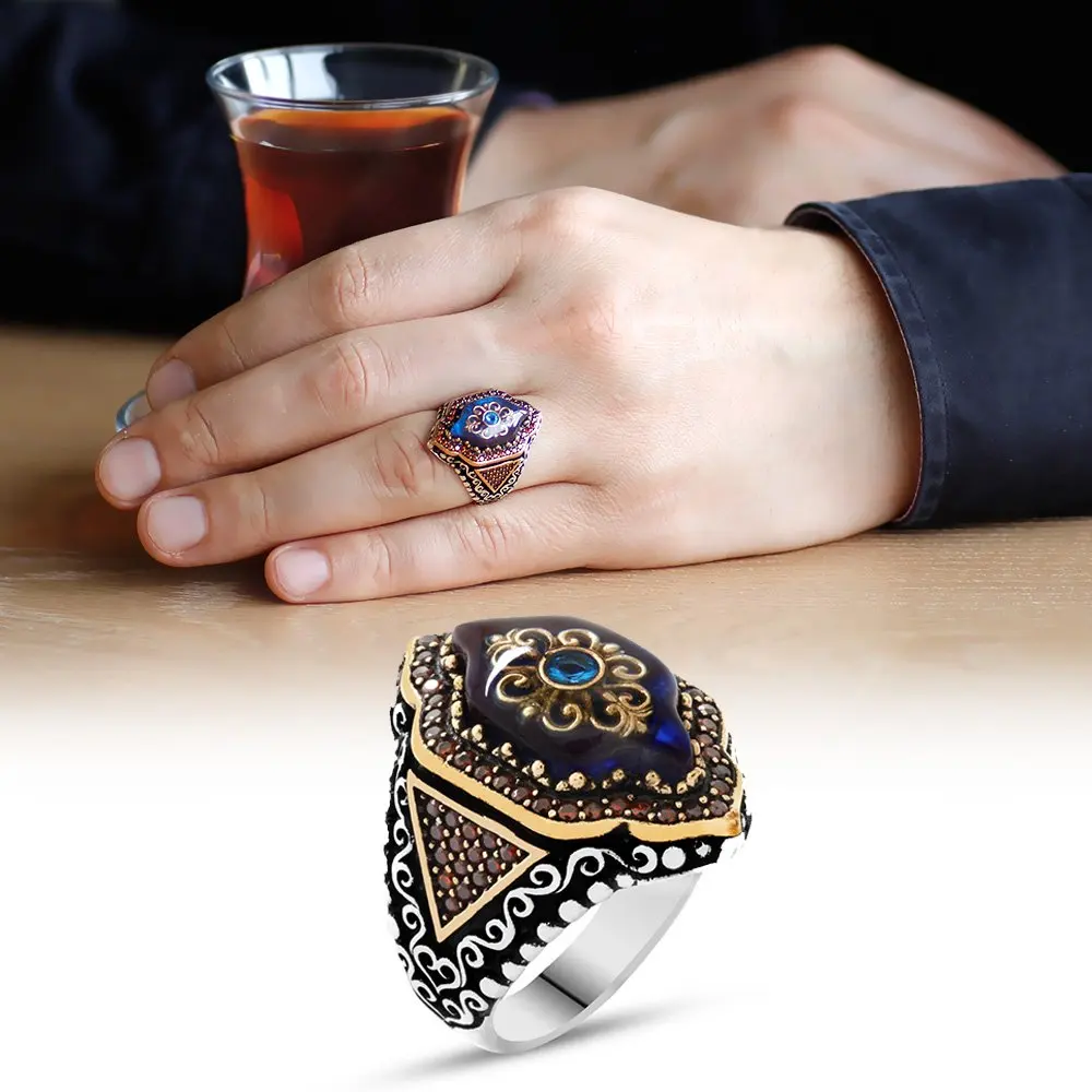 

Blue Amber İçine Rug Pattern Embroidered Hexagonal Design 925 Sterling Silver Men 'S Ring