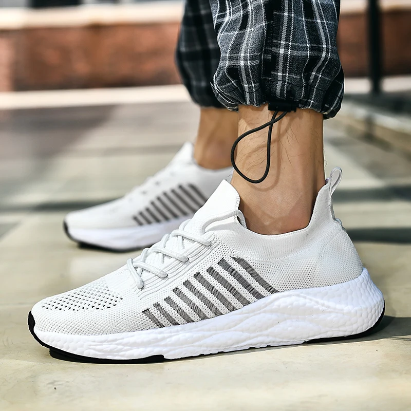 Breathable Men Women Sneakers 2022 New Summer Mesh Men Shoes Lightweight Sport Running Shoes Men Black White Sneakers Size 36-45