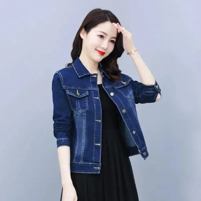 Женская джинсовая куртка модная тонкая новая верхняя одежда женское
