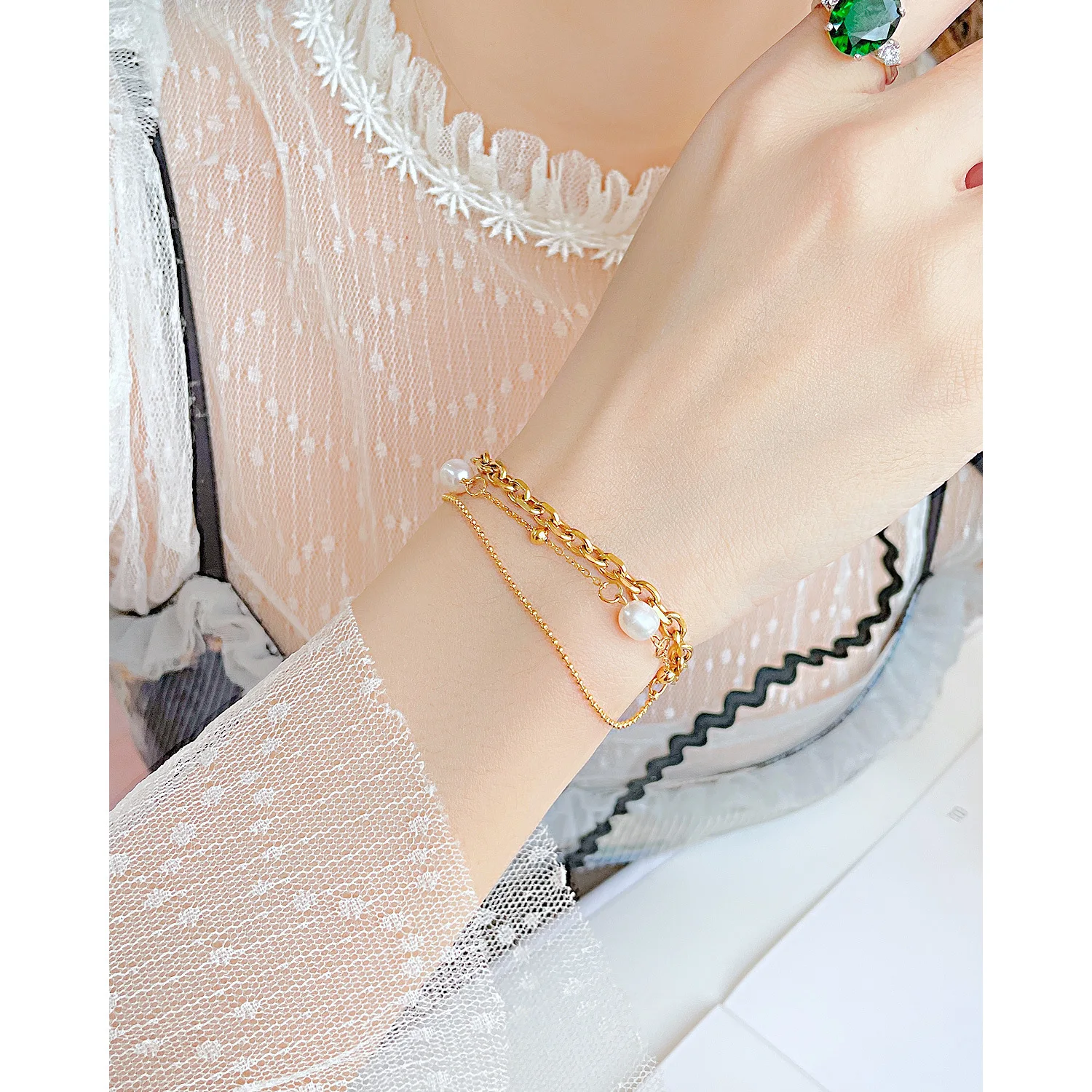 Dropshipping Premium Pearl Bracelet with Titanium Steel Double Layer Design Bracelet