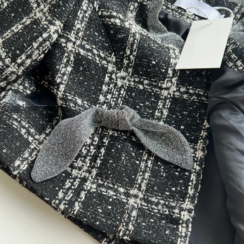 Рисунок 6 - Женская твидовая куртка в шотландскую клетку