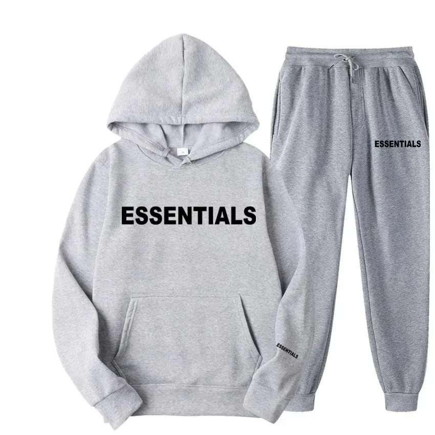 Рисунок 5 - Мужские и женские комплекты с капюшоном