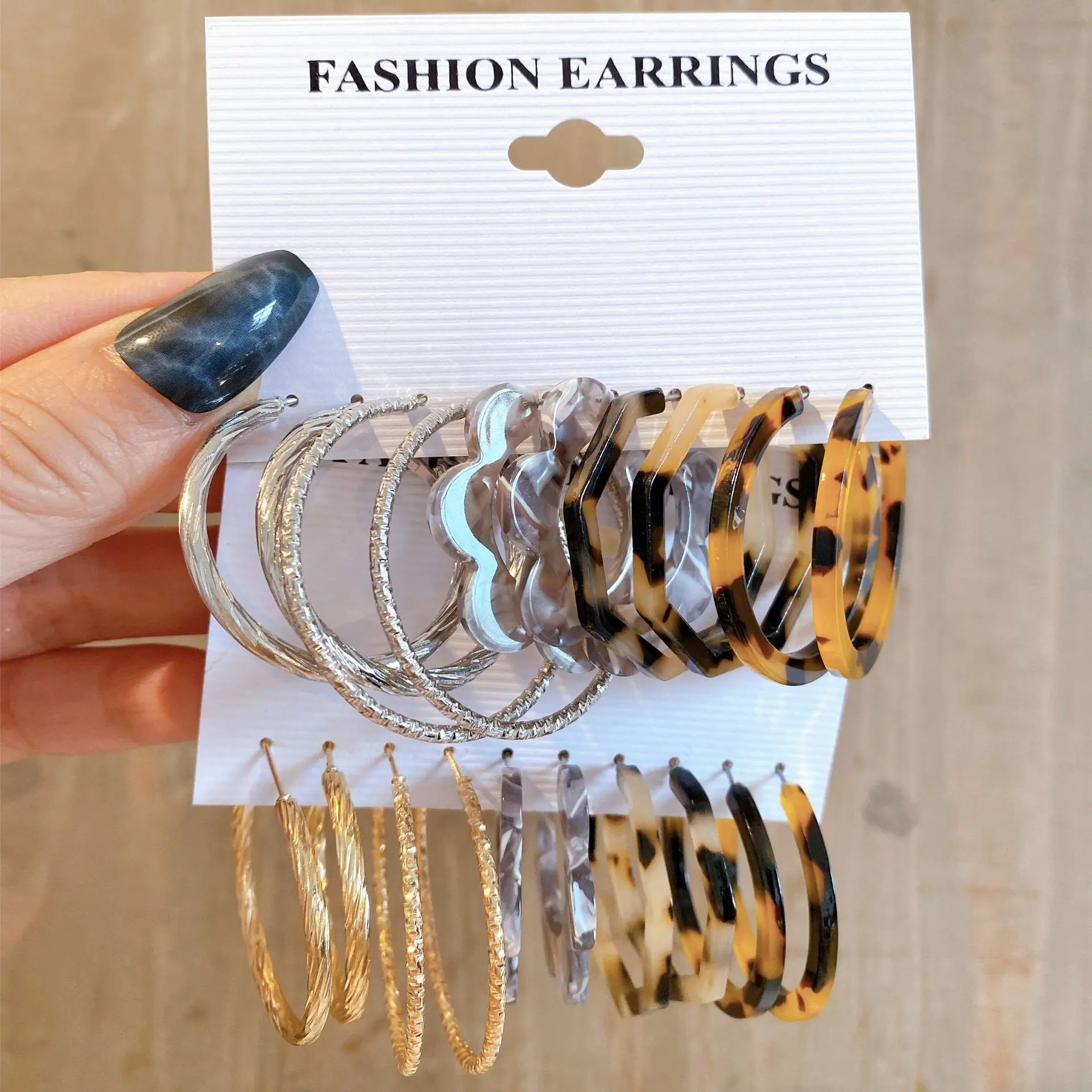 

ZG A Set Fashion Zinc Alloy Faux Pearl Rotation Geometry Decorative Earrings Womens Daily Decoration Refreshing Summer Attire