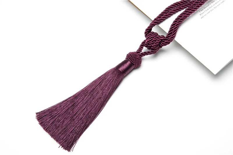 

Подвязка для штор с кисточками из полиэстера