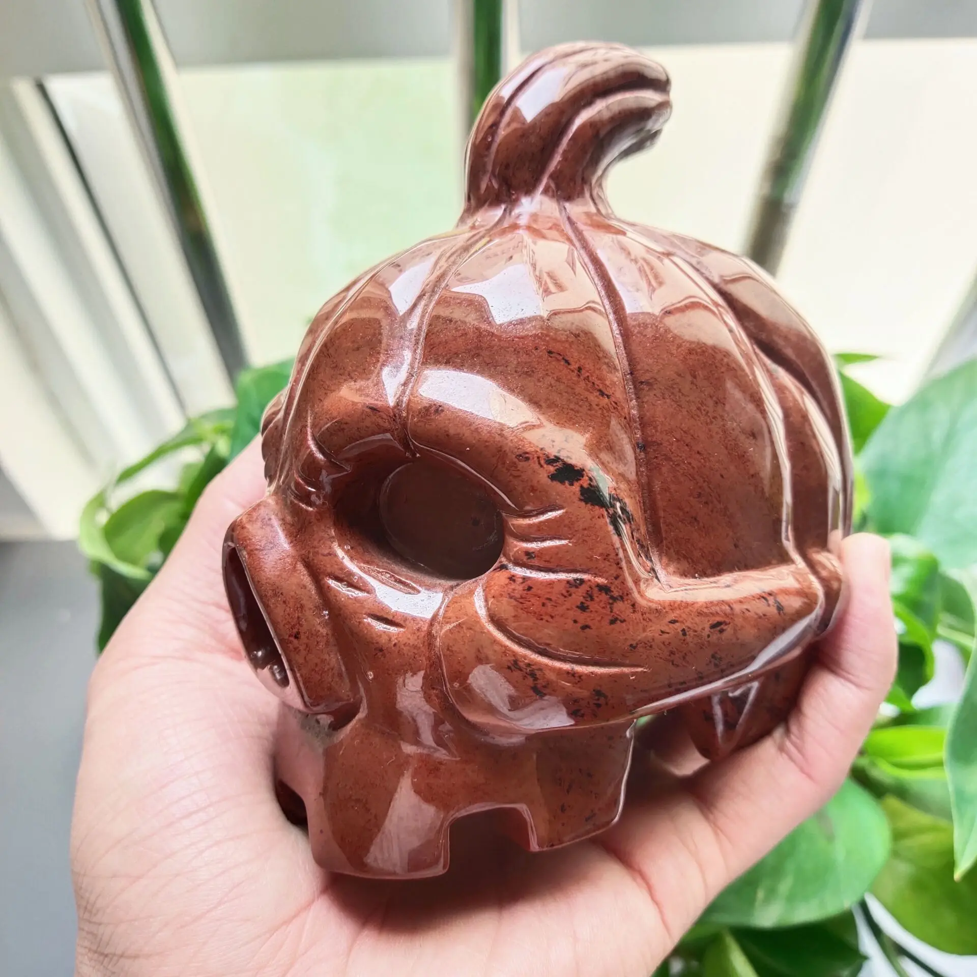 

Natural Crystal Pumpkin Skull Statue Healing Crystal Reiki Figurine Red Mahogany Obsidian LWH