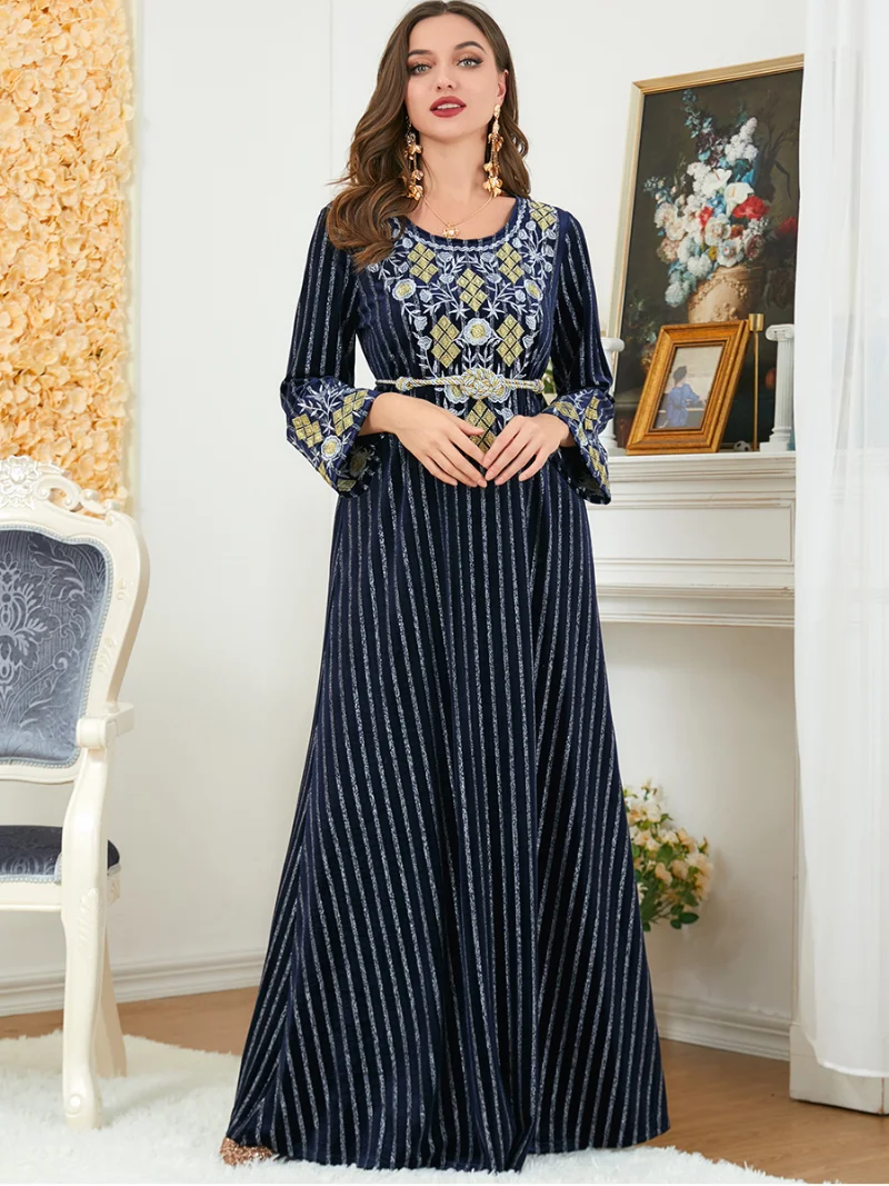 Winter Velvet Thicken Muslim Dress Women Abaya Embroidery Morocco Party Dress Abayas Lace-up Kaftan Islam Turkey 2022 Long Robe