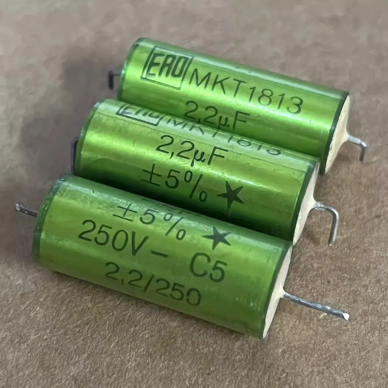 51030 шт. бу оригинальный разобранный MKT1813 250 В 2,2 мкФ высококачественный бесступенчатый конденсатор с частотным разделением 30*11 мм (art.: 3920d2e6dcda0) - 3920d2e6dcda0