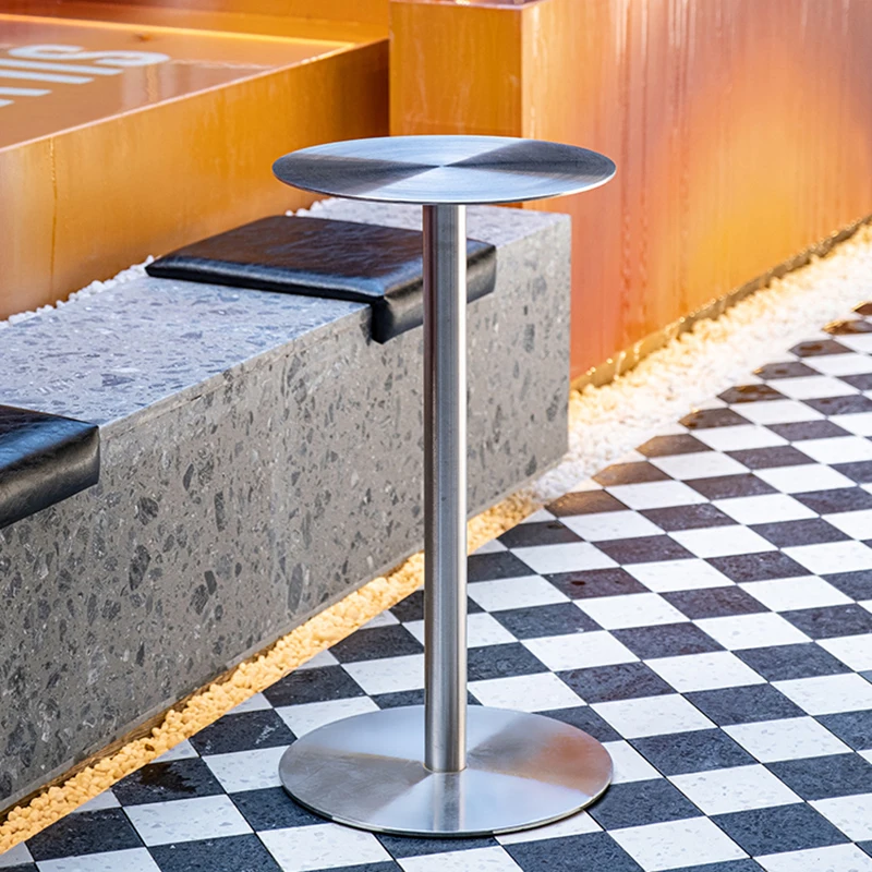 Рисунок 4 - Круглый маленький скандинавский журнальный столик