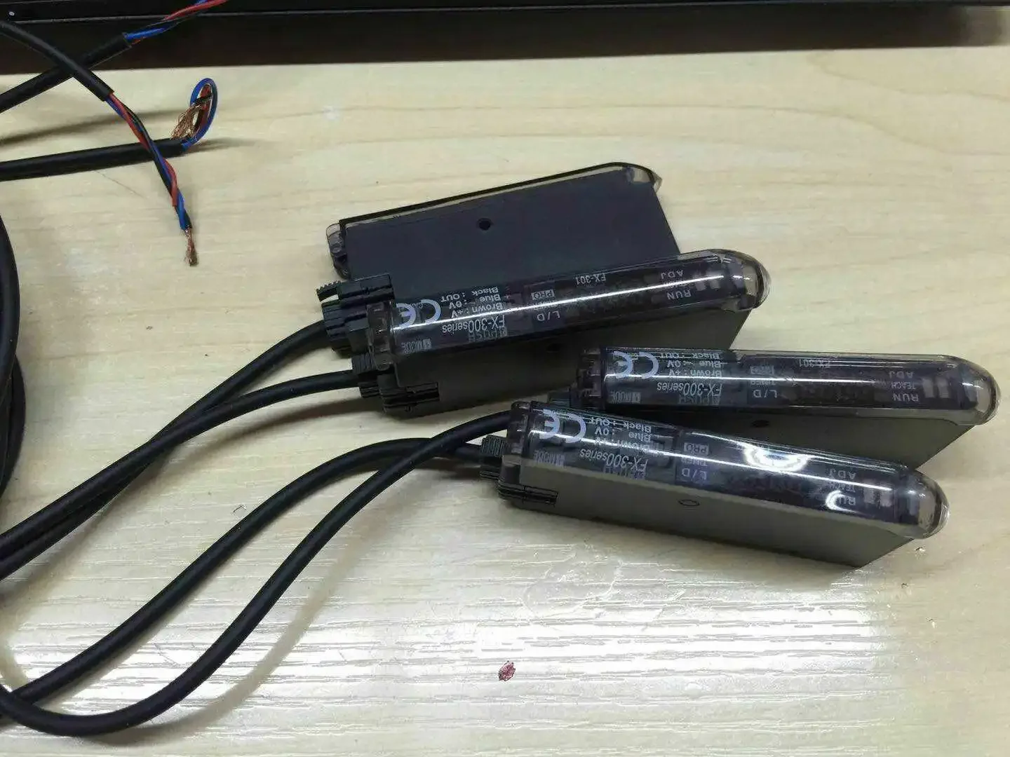 FX-301FX-551-C2 FX-101 FX-501-C2 Оптоволоконный усилитель с цифровым считыванием