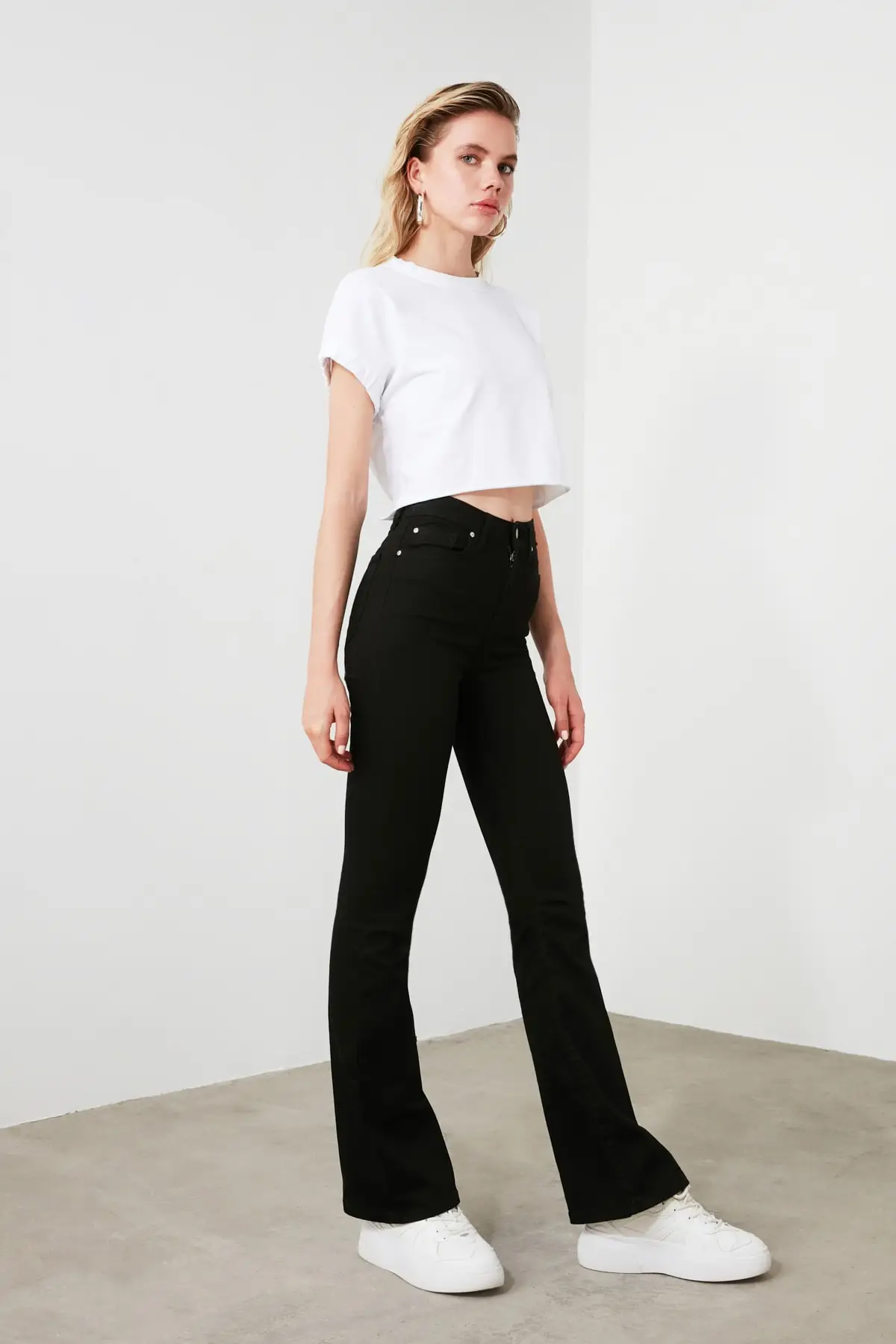 

Black High Waist Flare Jean Women Jeans 2021