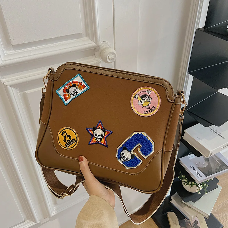 Women Leather Fashion Shoulder Bags New Wide Shoulder Strap Messenger Bag Large Capacity Commuter Tote Satchel Casual Versatile