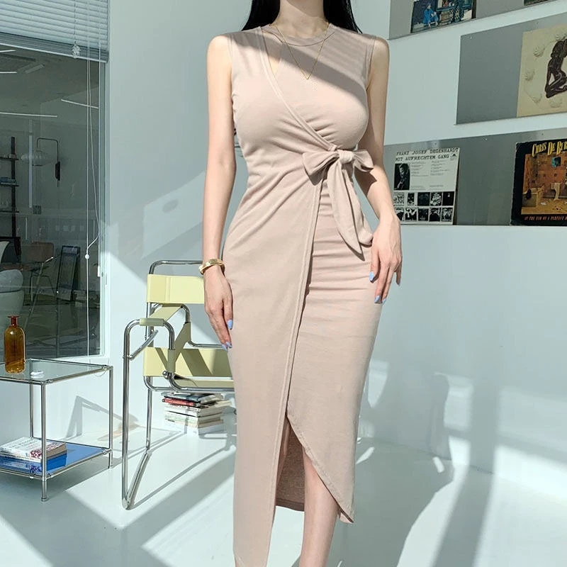 Купи 2022 Summer Bandage Waist Hollow Dress Sleeveless O Neck Solid Color Hip Slit Long Dresses Elegant Fashion Slim Women Clothing за 1,009 рублей в магазине AliExpress