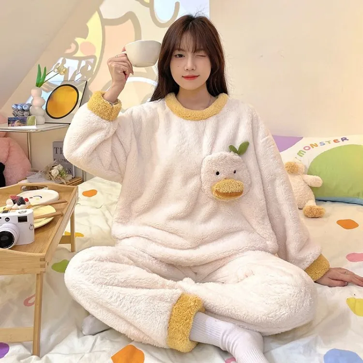

2024 New Pajamas Winter Ladies Coral Velvet Plus Thick Velvet Sleepwear Warm and Lovely Loose Loungewear Flannel Homewear Suit