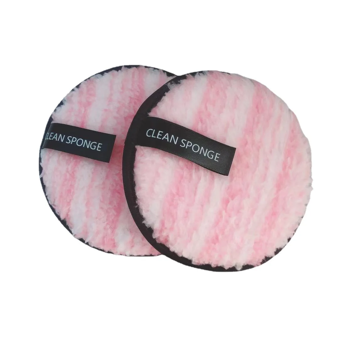 Одна штука многоразовой салфетки для снятия макияжа и очищения лица из микрофибры со встроенной двойной структурой для удобства уборки.