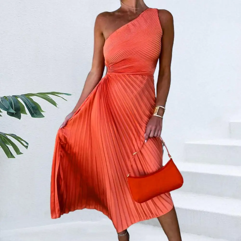 

Women Elegant Irregular Pleated Hem Dress Lady Diagonal Collar Backless Maxi Dress Ruffled Sleeveless Mid-rise Evening Party Dre