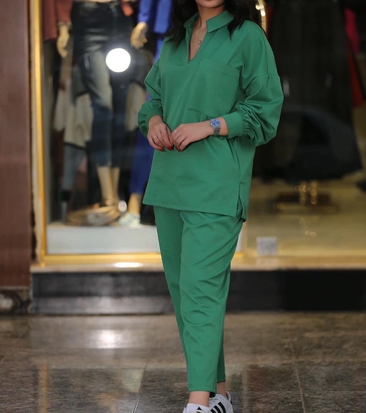 Рисунок 3 - Женский модный брючный костюм 2023