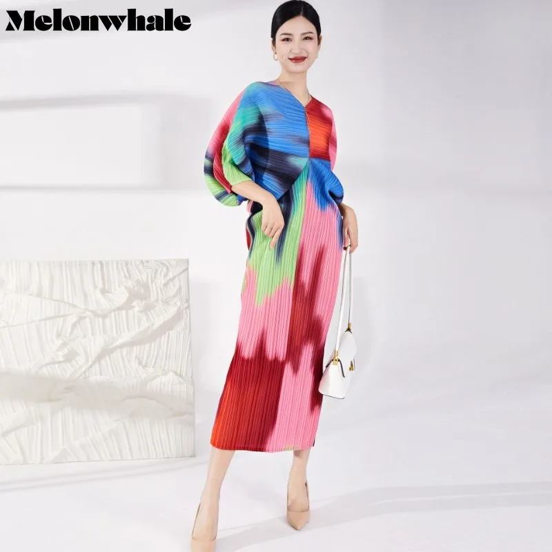 

MelonWhale Gradient Miyake Pleated Half Batwing Sleeves V-Neck Dress Women 2023 Summer New High Causal Loose Plus Size Dresses