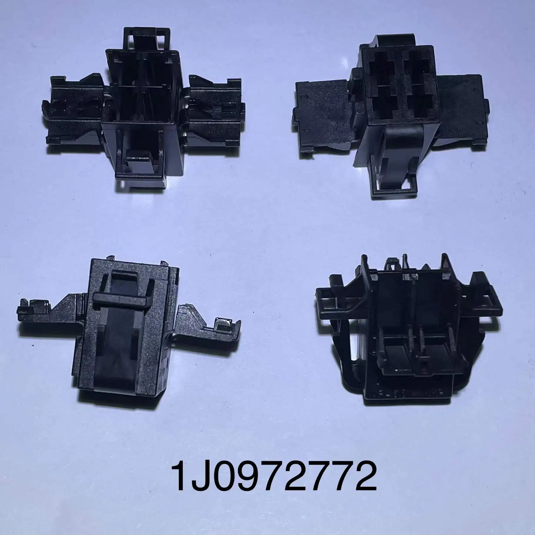 Оригинальный разъем 1J0972772