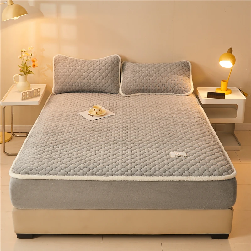 Стеганое покрывало для кровати бархатный защитный матрас приятное на ощупь