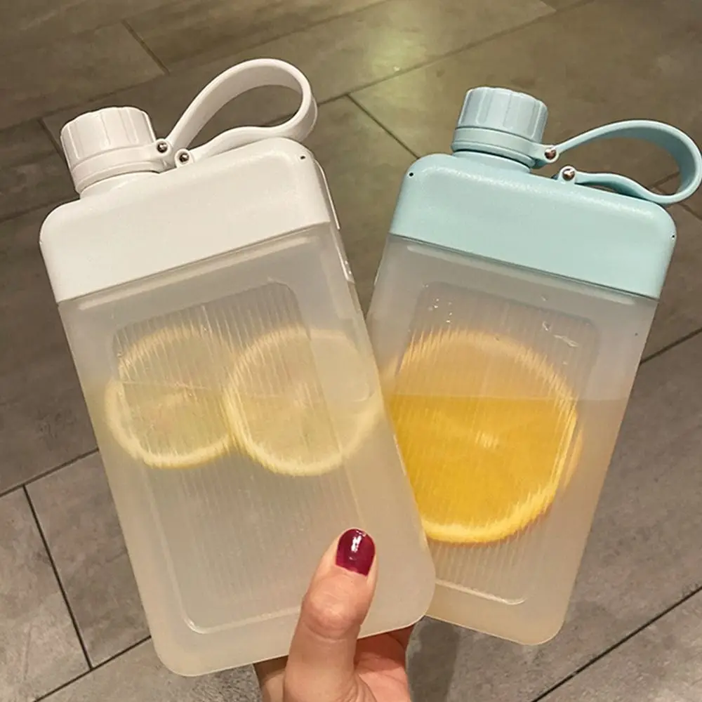 450ML Creative Flat Water Bottle Plastic Travel Bicycle Drinking Juice Cup Reusable Portable Bottle BPA Free Sports Drink Bottle