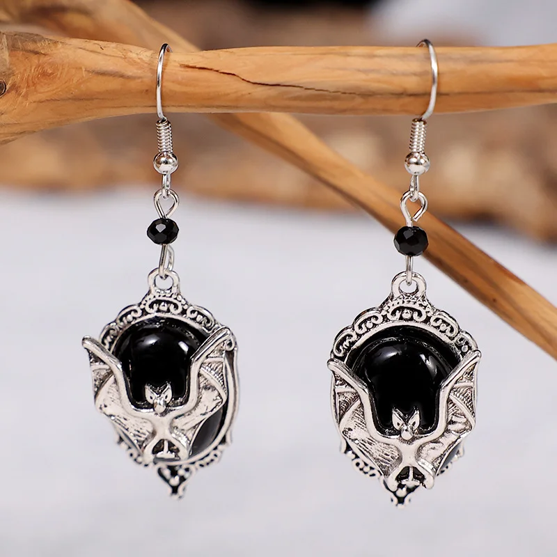 

Halloween New Earrings Retro Beaded Black Gem Spider Earrings