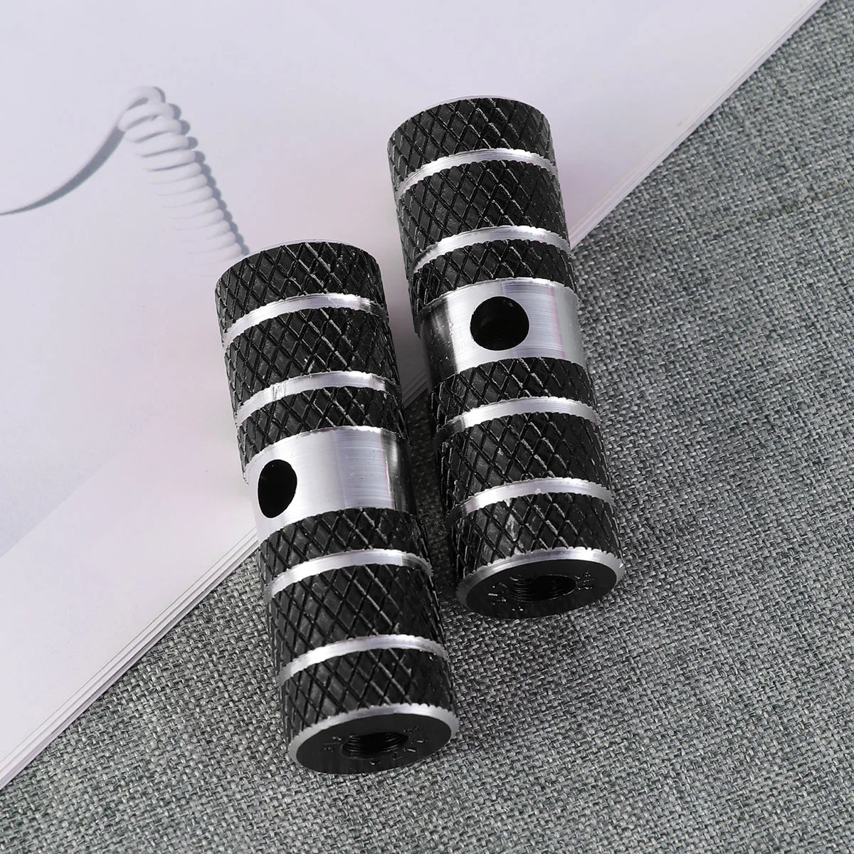 

2 Pair Bicicletas Para Adultos Bike Peg Footpeg Stunt Motorcycle Pedal Cylinder