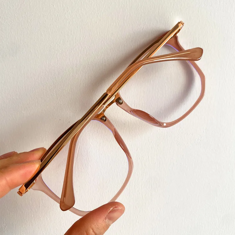 Модные очки с защитой от синего света женские оптические цвета шампанского