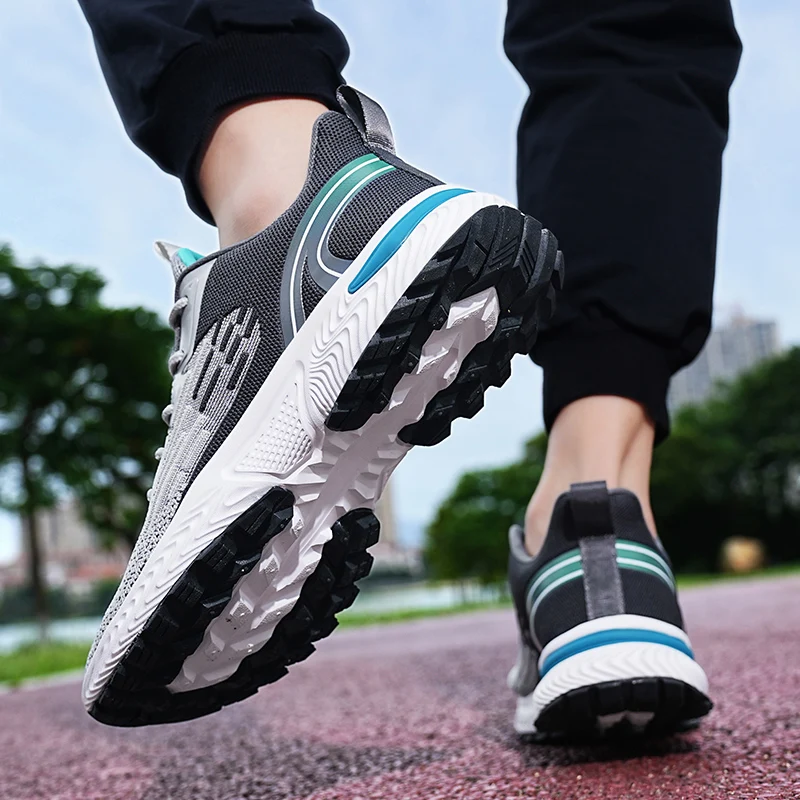 Men's Golf Spikeless Sneakers Blue Grey Breathable Golf Professional Training Shoes Grass Non-Slip Fitness Golf Sneakers