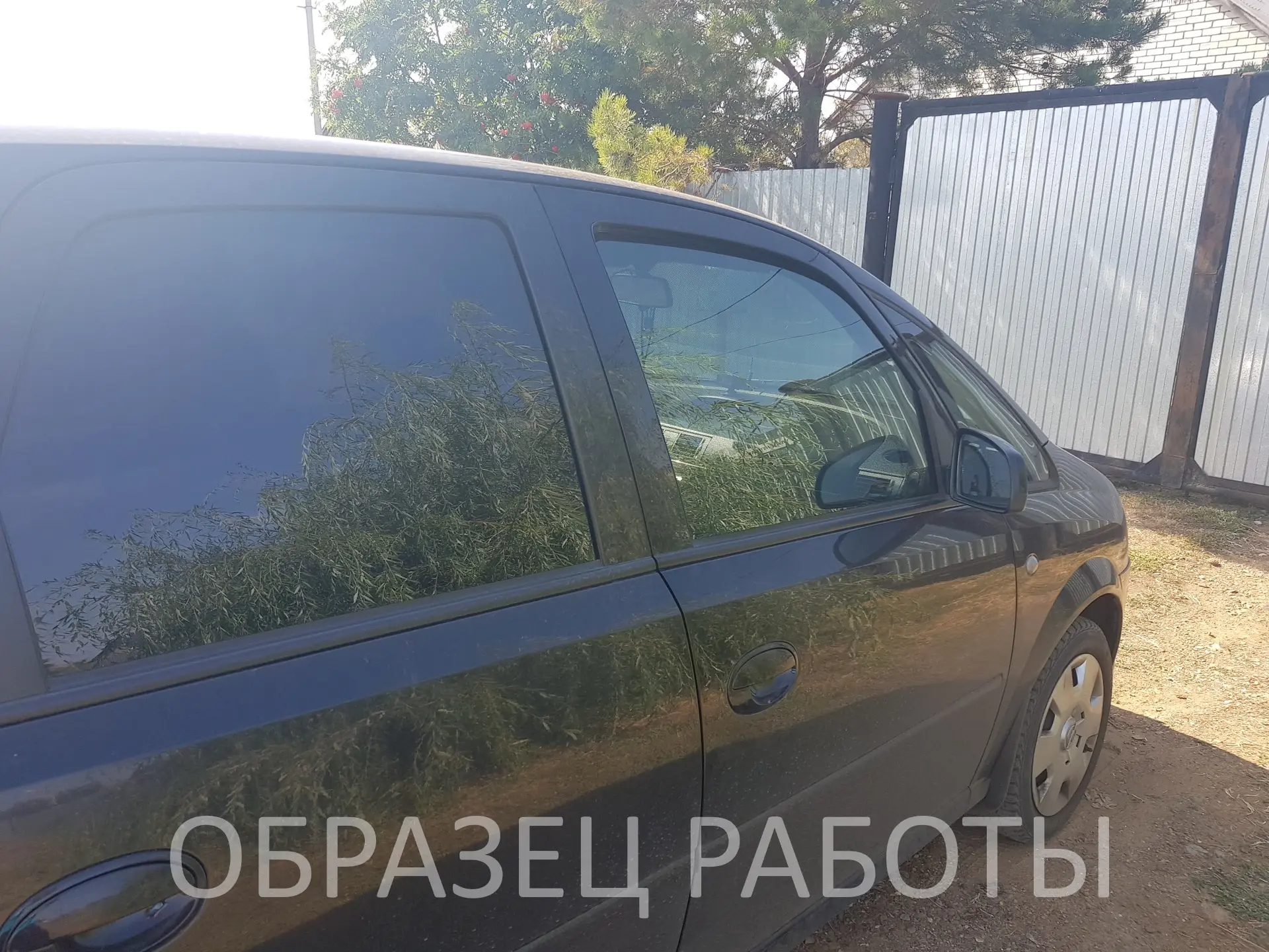 Каркасные шторки ЭКО Nissan Tiida I 2004-2013 передние 2шт / Ниссан Тиида 2 нисан тида сетки