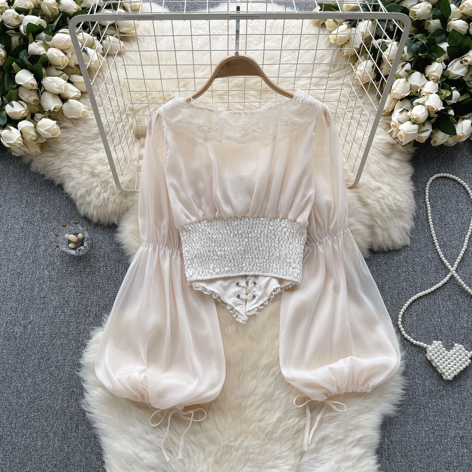 Женская кружевная сетчатая блузка с рукавами-фонариками и v-образным вырезом