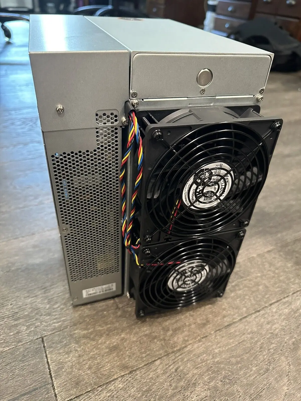 Купите 2 и получите 1 бесплатно новый Antminer KA3 166T 3154 Вт Майнер в наличии