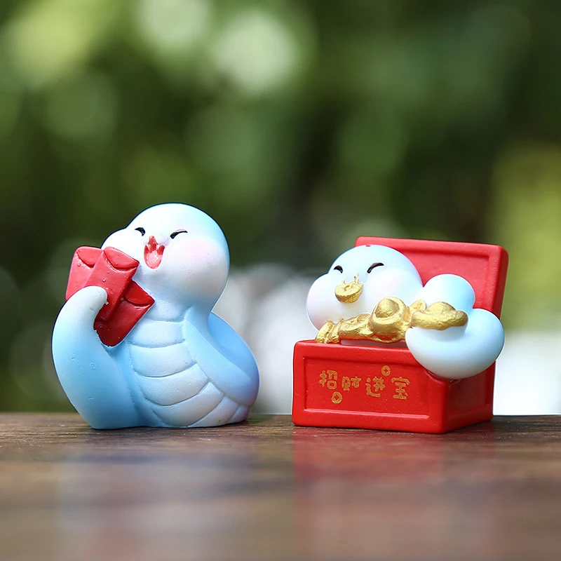 Новогоднее украшение 2024 года змея для нового 2025 игрушка-змея настольные