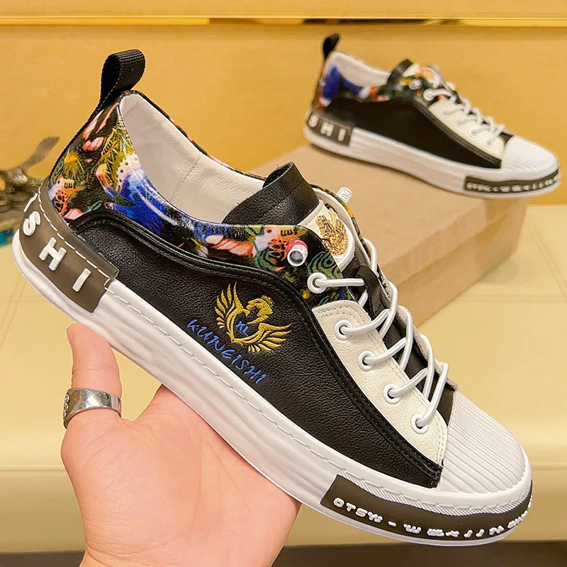 Новые дизайнерские мужские туфли Летние кожаные трендовые маленькие белые