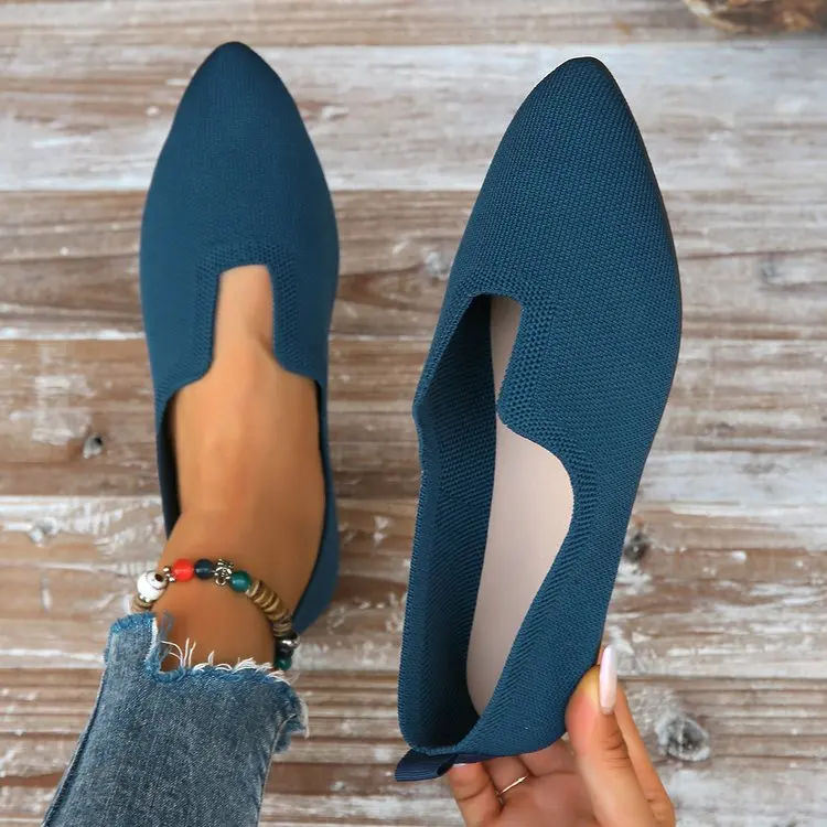 

2023 Spring and Autumn New Sports Shoes Women's Sports Shoes Fashion Solid Pointed Leisure Walking Shoes Light Flat Shoes
