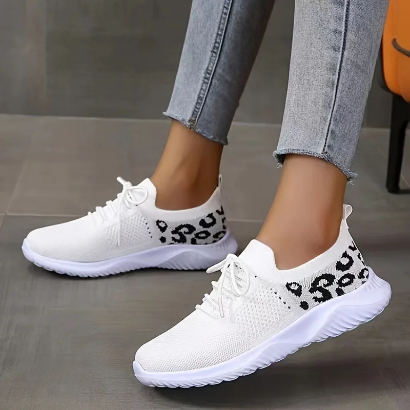 

2023 Woman Slip on Loafers Women's Casual Flats Female Sport Running Tennis Shoes Size 42 43 Women Leopard Casual Sneakers