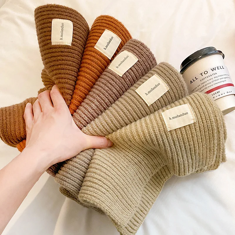 

The New Pure Color Fashion Knit Woolen Scarf For Autumn/Winter 2022 Female Korean Version Of Students' Warm Lovers' Neck