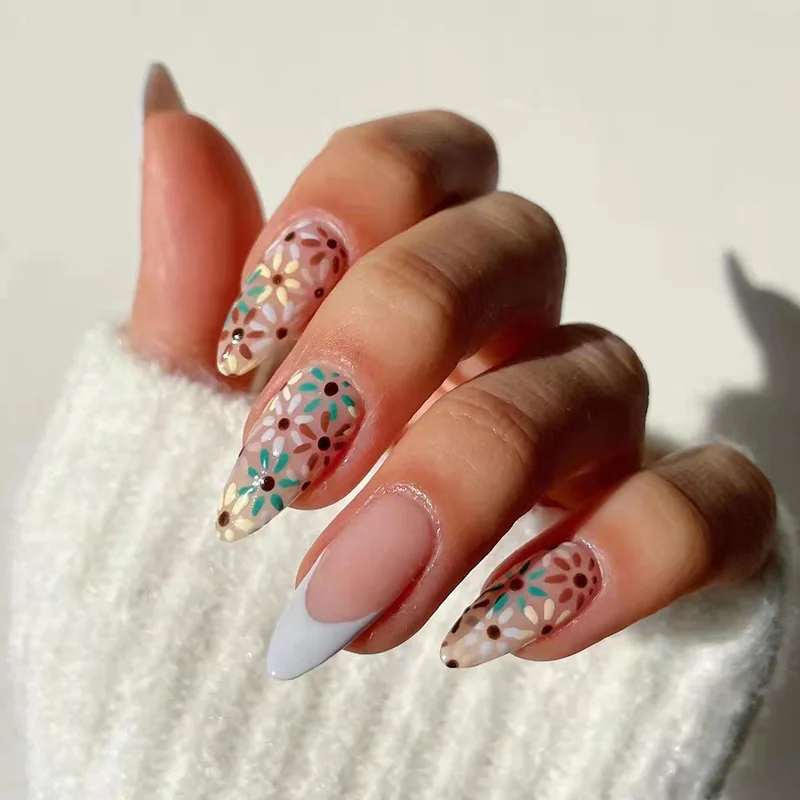 24 pz/scatola piccolo fiore mandorla punte francese unghie finte artificiale Nail Art fai da te moda Manicure Design unghie finte per la ragazza