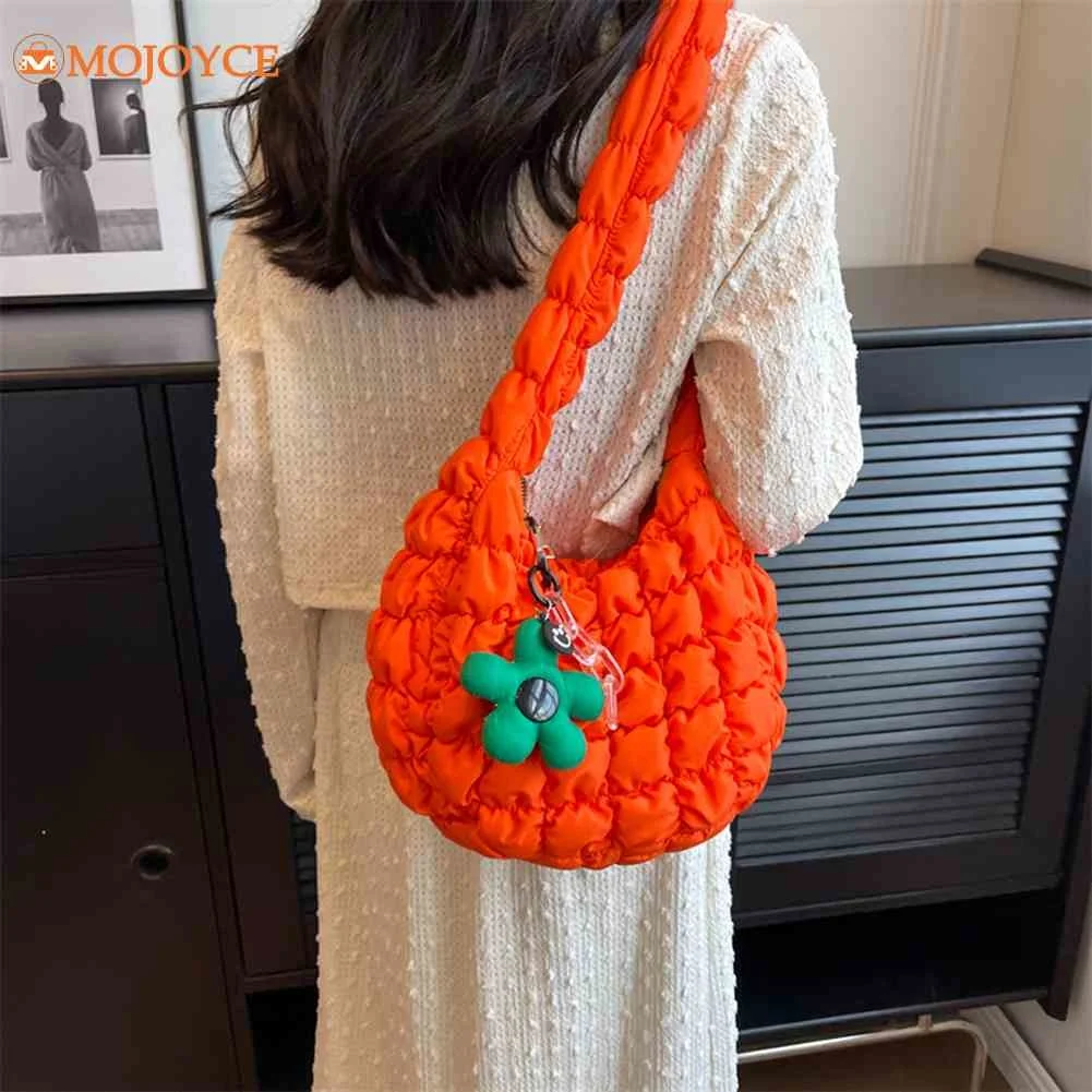 

Women Ruched Pendant Shoulder Bag Plaid Quilted Satchel Bags Korean Messenger Bag 2023 Trend Solid Handbag Crossbody Bag