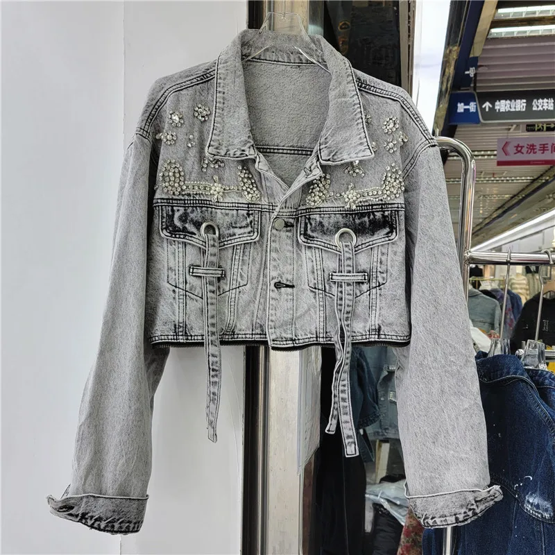 

Куртка женская джинсовая с большими карманами, свободная короткая ковбойская верхняя одежда в Корейском стиле, с бриллиантами, на молнии, пальто серого цвета