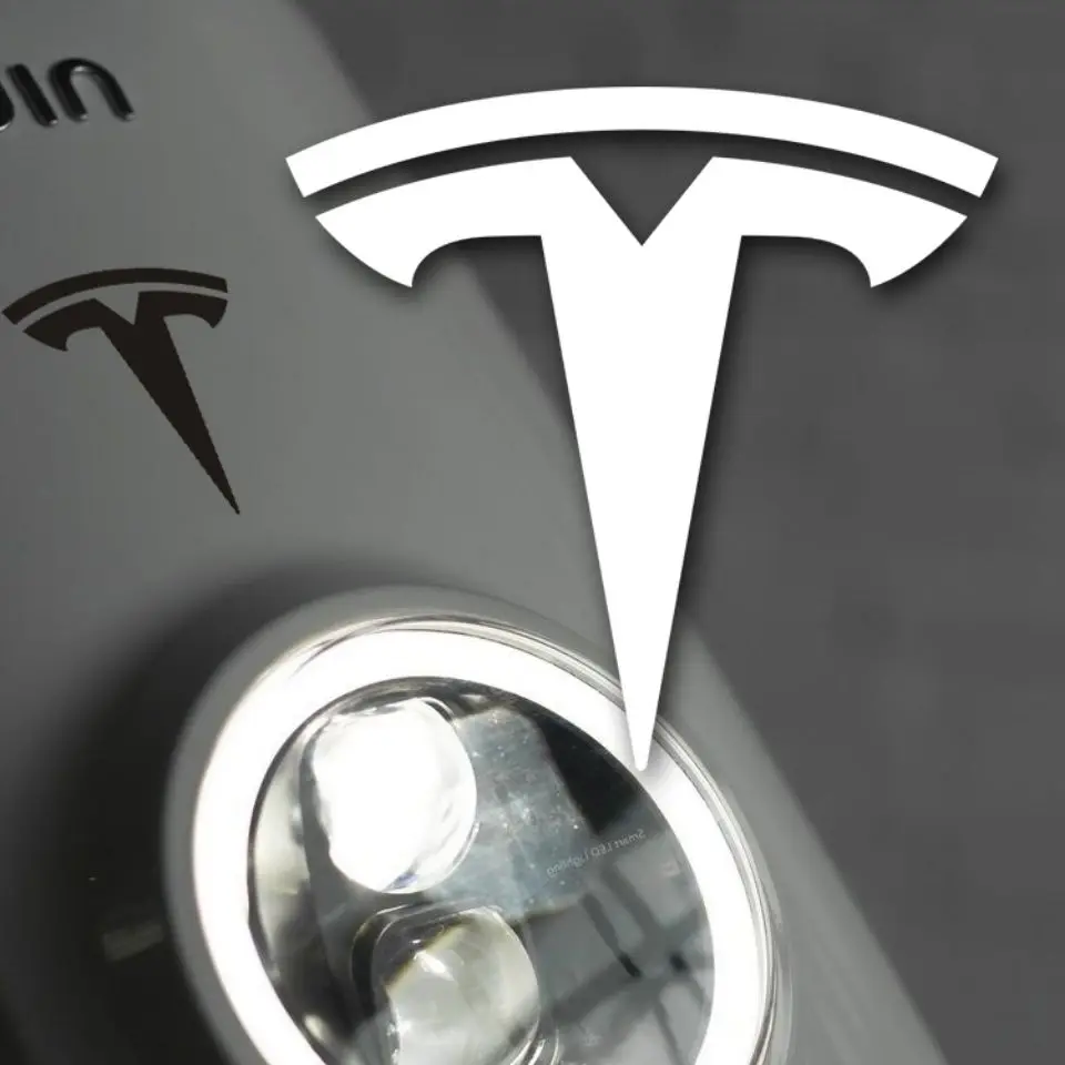 

3 шт., наклейки для электромобиля с логотипом Tesla