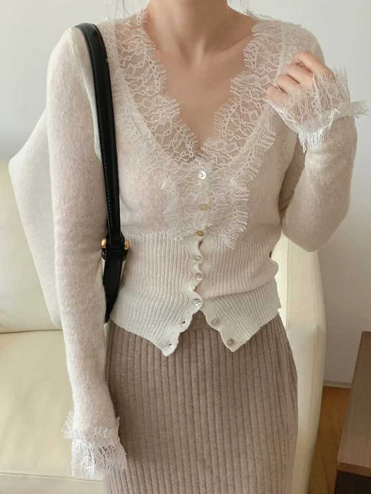 

New 2022 Korean Fashion Chic Vintage Sweater Lace Women Autumn Winter Knitted V-Neck Cardigans Elegant Tops SWC3563JX