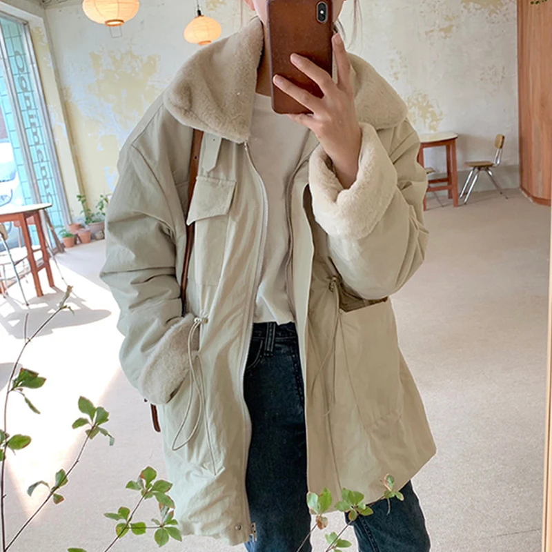 Clothland Women Elegant Padded Jacket Zipper Fur Collar Drawstring Tie White Black Thick Coats Mujer CA479