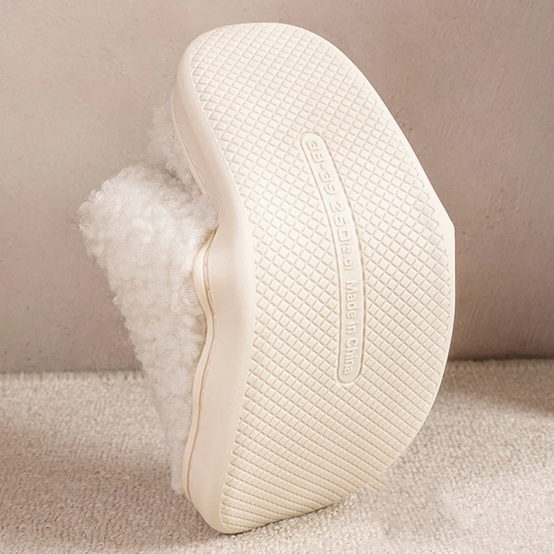 Plush Warm Lovely Bear Design Household Non-slip Cotton Women Slippers 2022 winter Home Boots Winter Couple Cotton Shoes Leisure