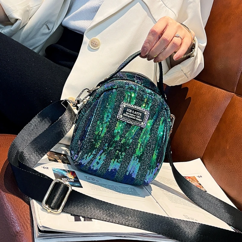 

Sparkle Sequines Shell Phone Bag 2022 Trend Luxury Handbags Women Bags Designer Cute Little Bag Mini Shoulder Side Bag