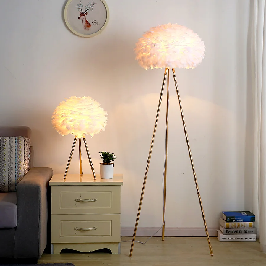 

Nordic Creativity Tripod Feather Floor Lamp Bedroom Bedside Lamp Living Room Home Decor Indoor Lighting Standing Table Light