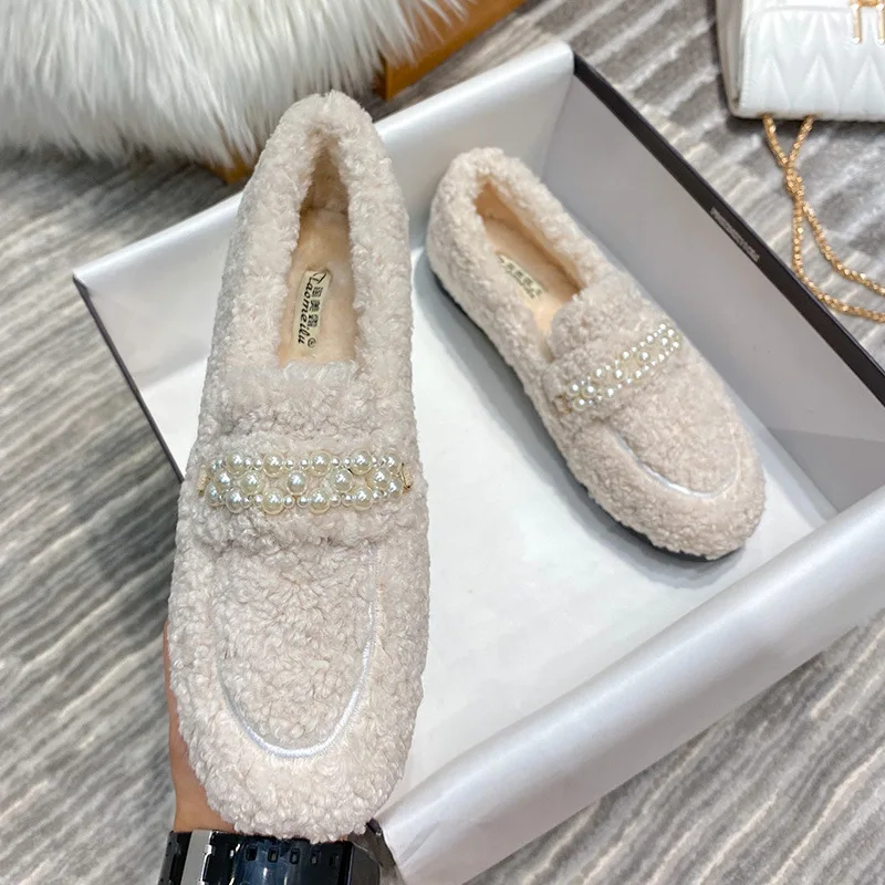 2022 Femmes Wool Sheep Fur Moccasins Women Pearl Beaded Flats Curly Lambswool Shoes Winter Ladies Outdoor Plush Cotton Loafers