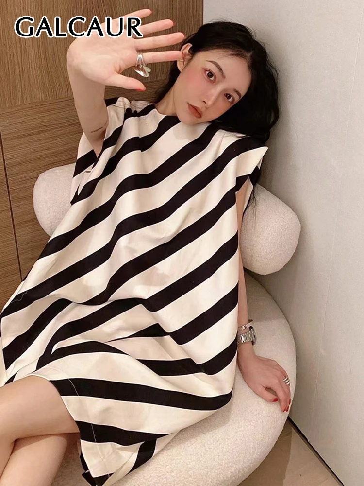 

GALCAUR Casual Summer Striped Dress For Women Round Neck Sleeveless Loose Mini Dresses Female Clothing Style New 2022 Fashion
