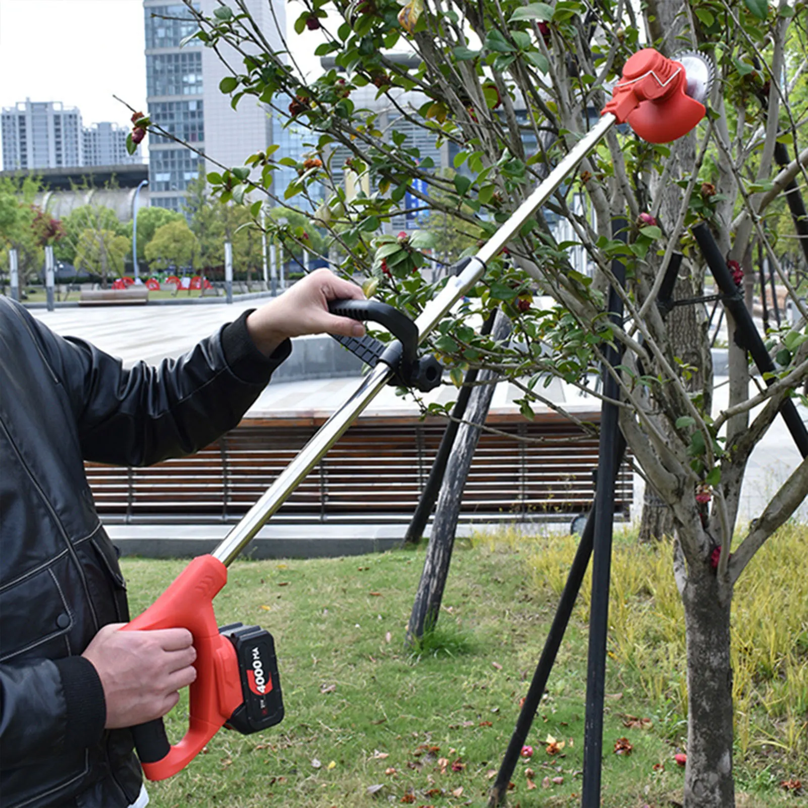 Колесная газонокосилка 110/150 мм